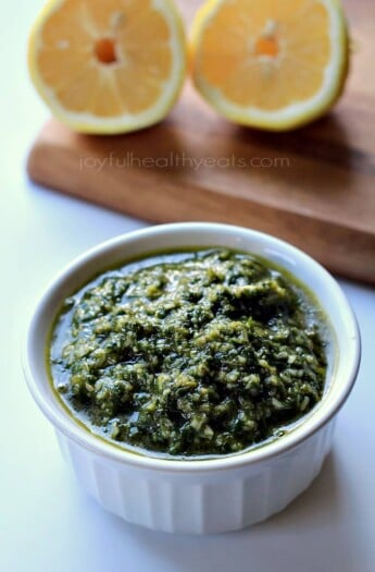 Light, Fresh, and Herby Homemade Basil Pesto. {made in 5 minutes} | purewellnessjourneyclub.com #sauce