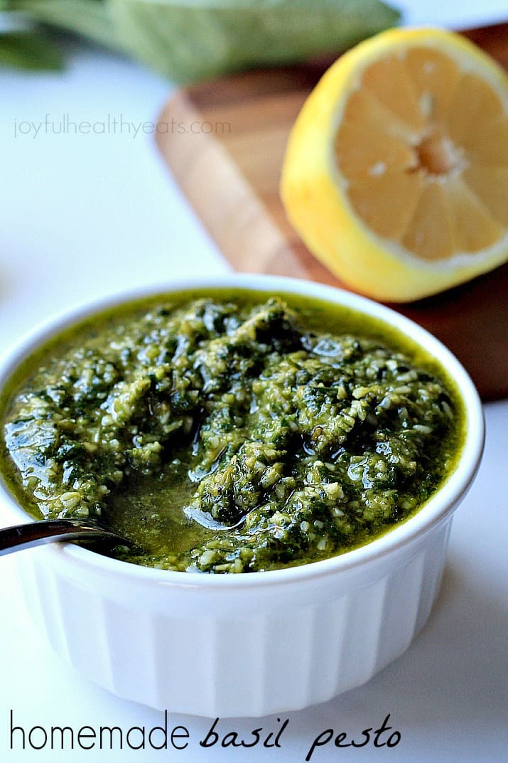 Light, Fresh, and Herby Homemade Basil Pesto. {made in 5 minutes} | purewellnessjourneyclub.com #sauce 