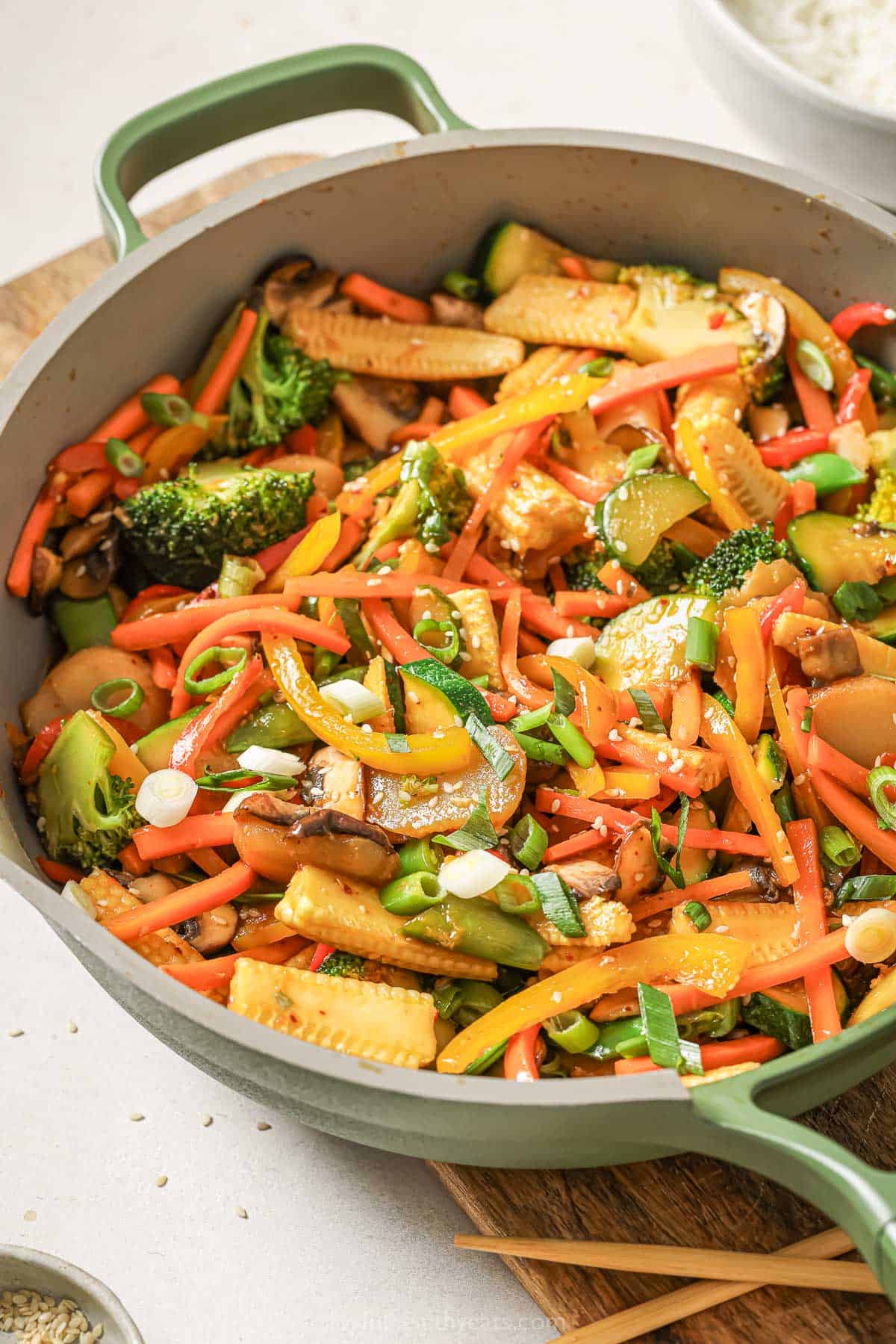 Skillet with vegetable stir fry