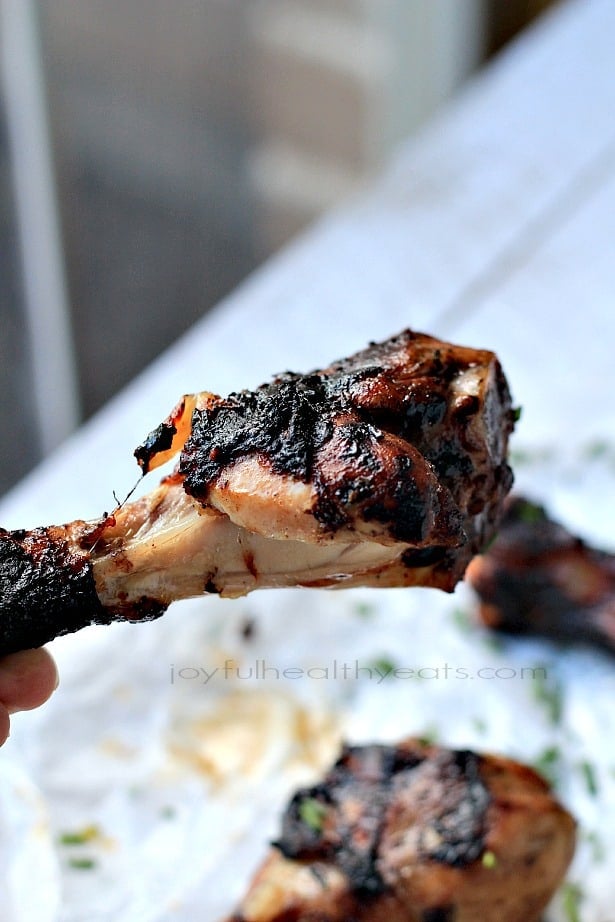 Sweet Savory Balsamic Glazed Grilled Chicken ... these are to die for! | purewellnessjourneyclub.com #paleo #glutenfree