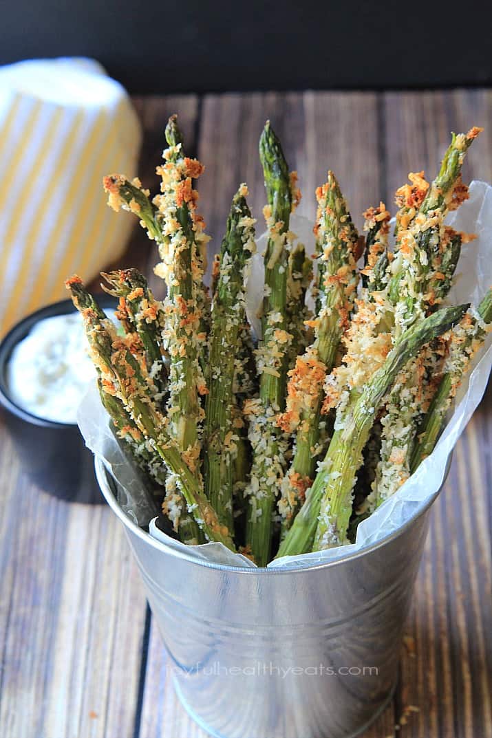 A healthy alternative to French Fries... Baked Asparagus Fries with Lemon Herb Aioli | purewellnessjourneyclub.com