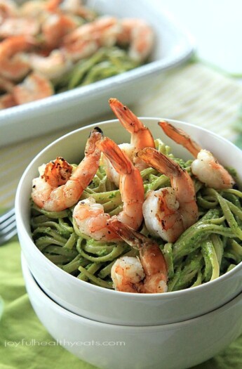 Easiest 30 minute fancy meal ever! Goat Cheese Spinach Pesto Pasta with Grilled Shrimp | purewellnessjourneyclub.com