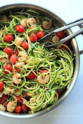 Healthy never tasted so good with this Shrimp Scampi & Zucchini Noodles, made in less than 30 minutes. | purewellnessjourneyclub.com #paleo #glutenfree