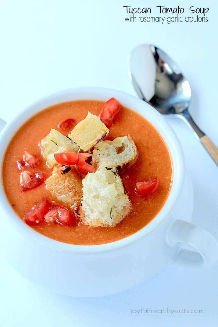 A hearty Tuscan Tomato Soup with Homemade Rosemary Garlic Croutons! | purewellnessjourneyclub.com | #wintersoup #souprecipes #vegetarian #freezerfriendly