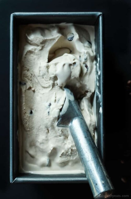 My wildest dessert dreams can true with this Espresso Chocolate Chip Ice Cream; its dairy free, sugar free and absolutely amazing! Win! | purewellnessjourneyclub.com #paleo