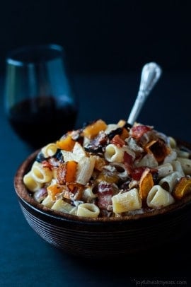 Tried this Roasted Butternut Squash & Goat Cheese Pasta and totally fell in love with all the flavors! Pin it, make it, now! | purewellnessjourneyclub.com