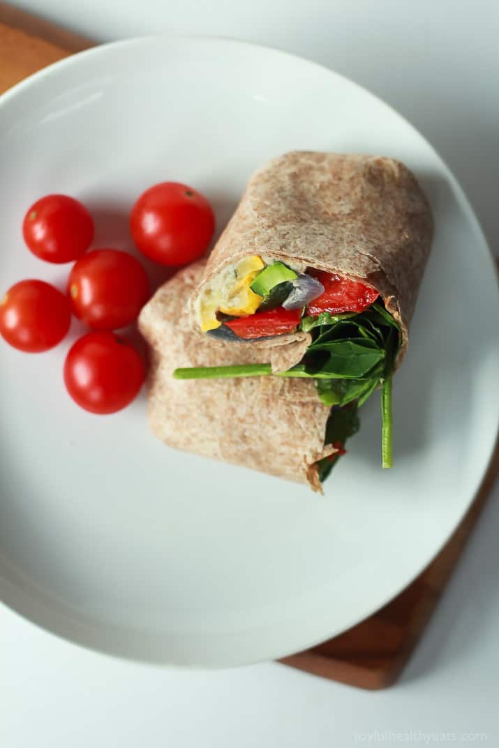 Healthy + Easy Roasted Vegetable Wraps with a Roasted Garlic White Bean Hummus, this is seriously amazing! | purewellnessjourneyclub.com #eathealthy #recipes