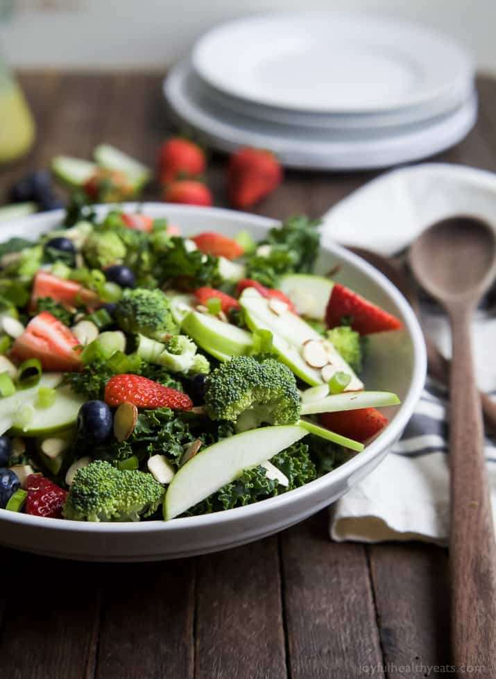 Summer Detox Salad with Citrus Basil Vinaigrette Summer Detox Salad with Citrus Basil Vinaigrette in a bowl